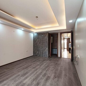 Room in 3 BHK Builder Floor at Chattarpur – for Sale