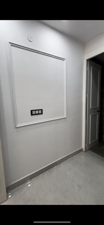 Room in 2 BHK Builder Floor at Uttam Nagar – for Sale