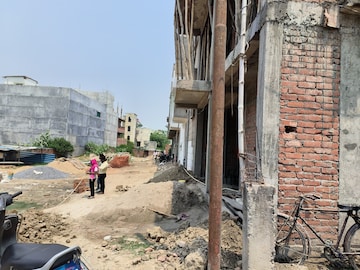  Plot – Exterior View View at Mahamanapuri Colony - for Sale