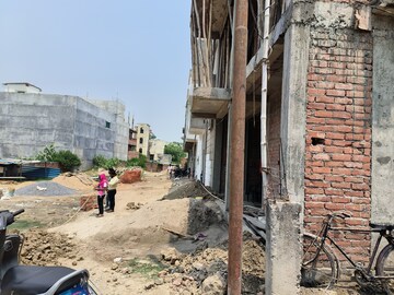  Plot – Exterior View View at Mahamanapuri Colony - for Sale