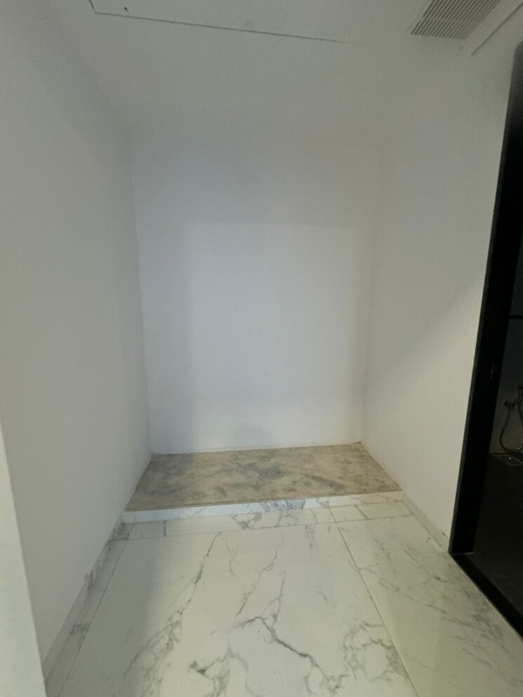 Room, hiranandani-gardens 4 Bedroom 2000 Sq.Ft. Apartment In Powai Mumbai 7261566