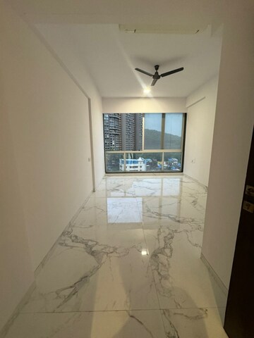 Room in 4 BHK Apartment at Hiranandani Gardens, Powai – for Sale