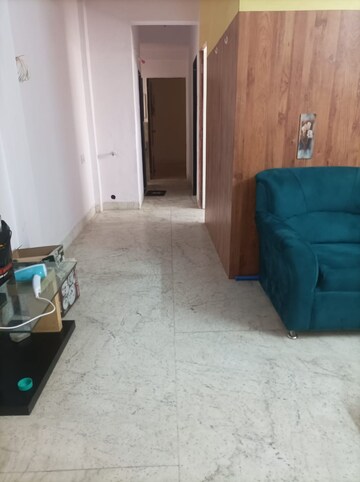 Bathroom in 2 BHK Apartment at Mantri Park, Goregaon East – for Sale