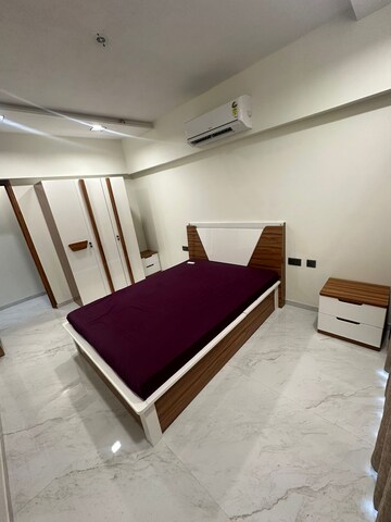 Team Area in 2 BHK Apartment at Sri Zynergy, Suman Nagar – for Sale
