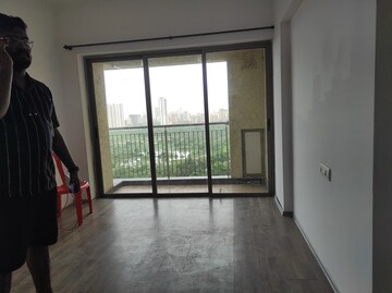 Room in 1 BHK Apartment at Puranik Hometown, Ghodbunder Road – for Sale