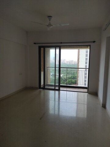 Room in 1 BHK Apartment at Puranik Rumah Bali, Ghodbunder Road – for Sale