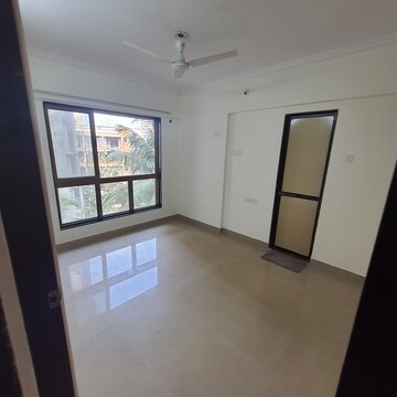 Master Bedroom in 3 BHK Apartment at Shell Tower CHS, Chembur – for Sale