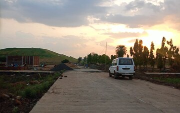 Plot For Sale in Ayodhya Bypass Road