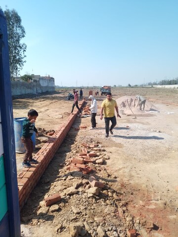  Plot – Exterior View View at Nh 19 - for Sale
