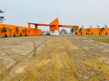  Plot – Exterior View View at Sultanpur Road - for Sale