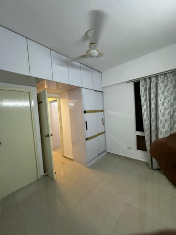 Room in 2 BHK Apartment at Signature Global The Millennia, Sector 37d – for Sale