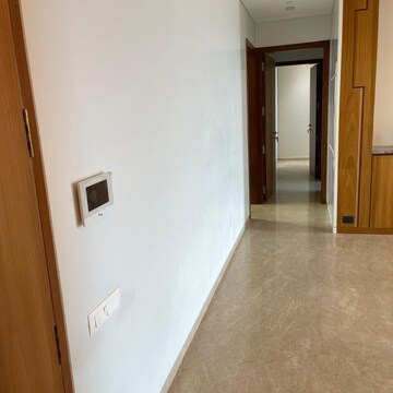 Room in 4 BHK Apartment at Raheja Imperia, Empire Mill – for Sale