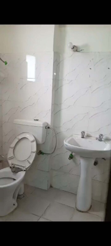 Bathroom in 2 BHK Apartment at Amolik Heights, Sector 88 – for Sale