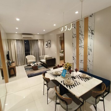 Team Area in 2 BHK Apartment at Siddha Sky Phase 3, Sion East – for Sale