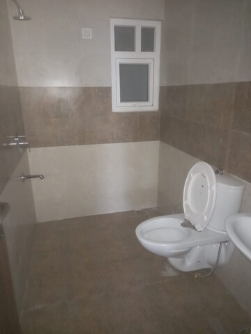 Attached Bathroom in 3.5 BHK Apartment at Kulhan – for Sale