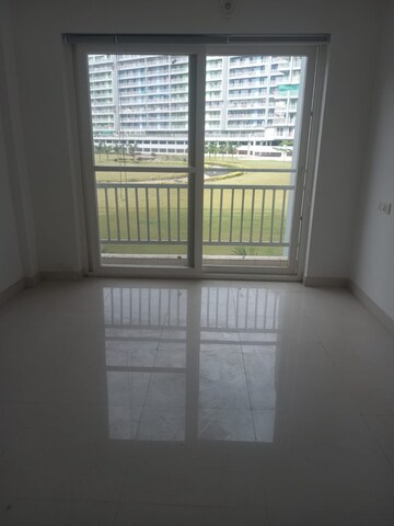 Room in 3.5 BHK Apartment at Kulhan – for Sale