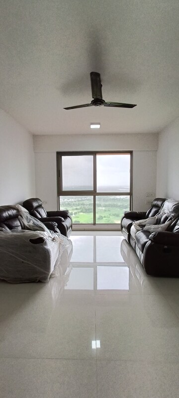 Master Bedroom in 2 BHK Apartment at Gagangiri Elanza CHS, Mulund East – for Sale