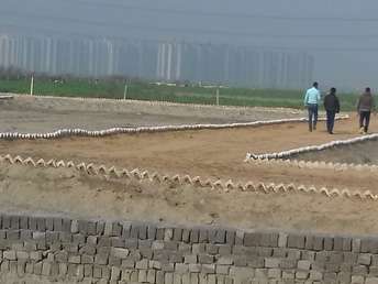 Plot For Resale in Sarita Vihar Delhi  7264894