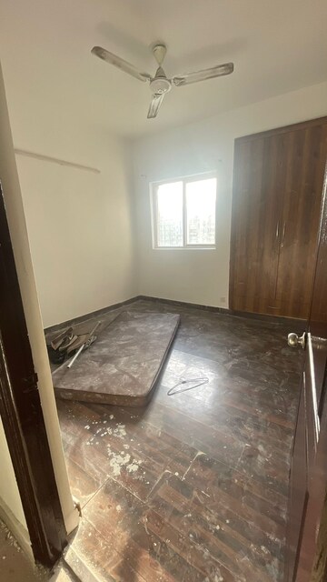 Room in 3 BHK Apartment at Paras Tierea, Sector 137 – for Sale