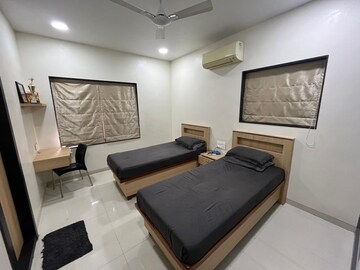 Room in 3 BHK Apartment at Konark Ganga Niwas CHS, Vile Parle East – for Sale