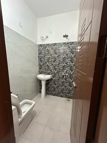 Bathroom in 3 BHK Villa at KharaR-Kurali Highway – for Sale