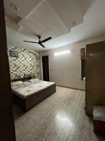 Bedroom in 3 BHK Builder Floor at West Delhi – for Sale