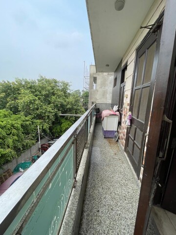 Balcony in 3 BHK Builder Floor at West Delhi – for Sale