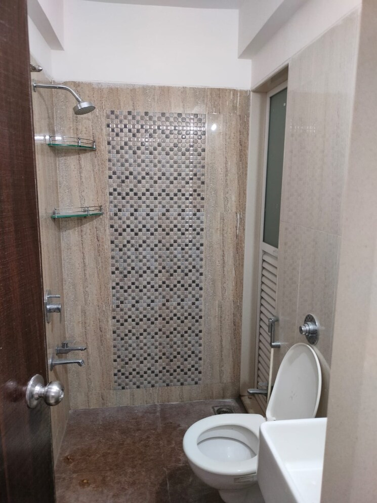 Bathroom, shree-ganesha-veera-residency 2 Bedroom 690 Sq.Ft. Apartment In Ghodbunder Road Thane 7265275