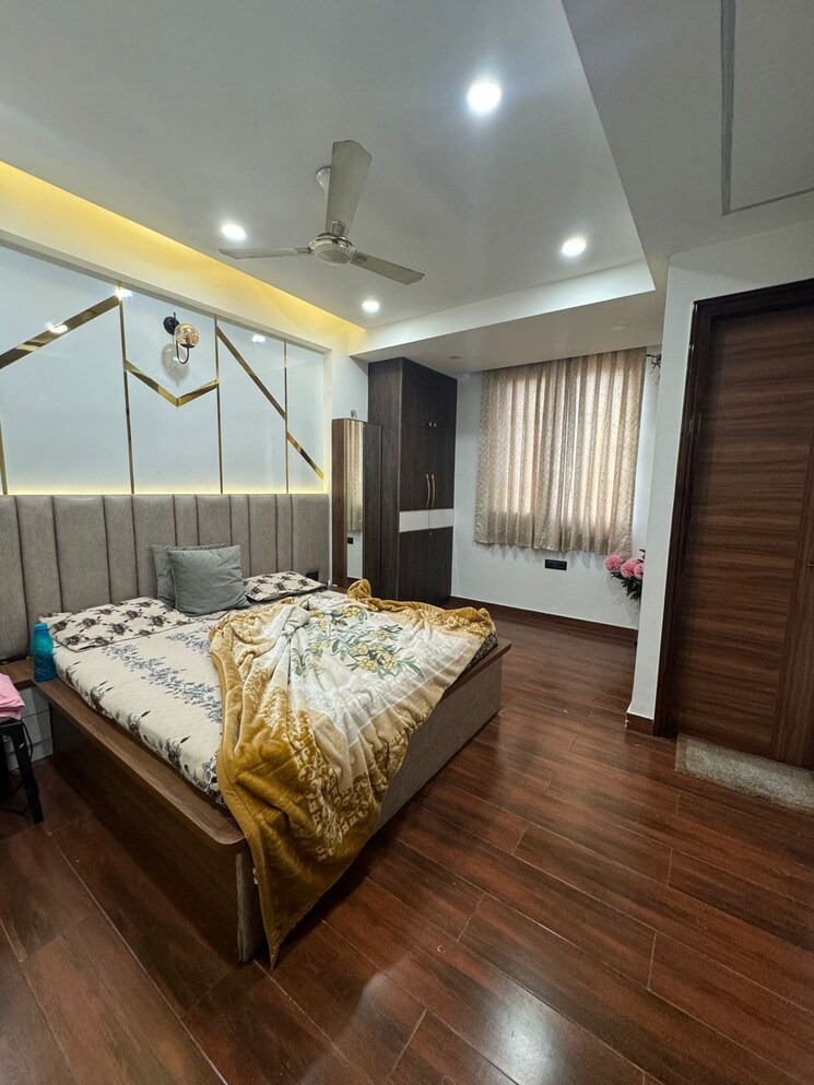 Bedroom, shalimar-apartments-shalimar-garden 4 Bedroom 1800 Sq.Ft. Builder Floor In Shalimar Garden Ghaziabad 7265290