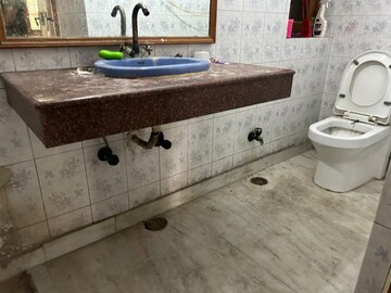 Kitchen in 5 BHK Independent House at RWA Apartments Sector 41, Sector 41 – for Sale