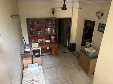 Living Room in 5 BHK Independent House at RWA Apartments Sector 41, Sector 41 – for Sale