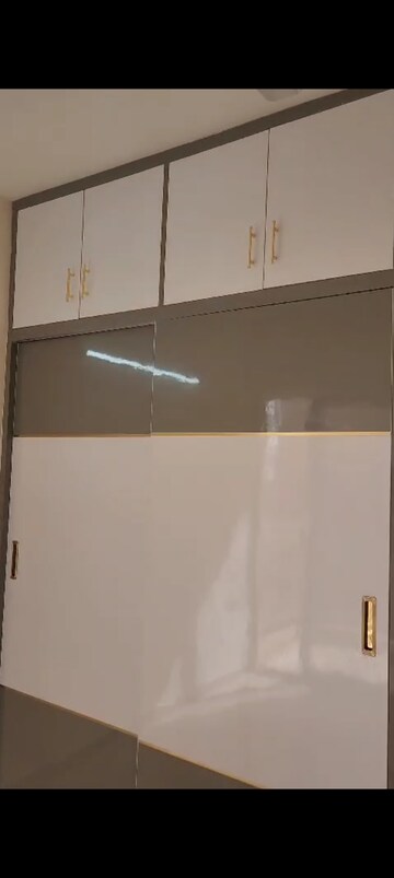 Furnished Amenities in 2 BHK Apartment at Mahagun Mywoods III, Sector 16c Greater Noida – for Sale