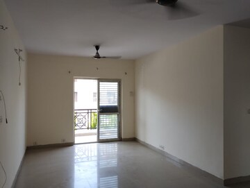Room in 4 BHK Apartment at Sector 75 – for Sale