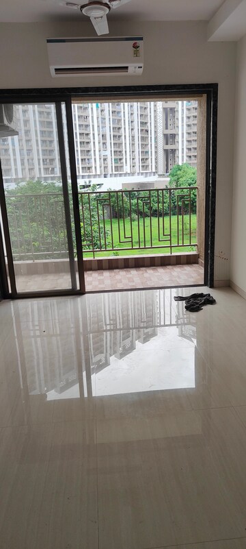Room in 2 BHK Apartment at Dombivli East – for Sale