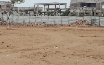 Plot For Sale in Attapur