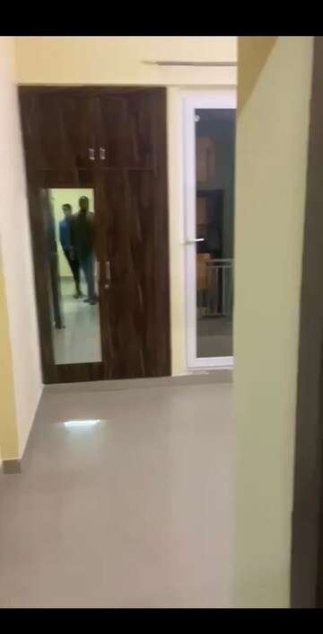 Room in 2 BHK Apartment at Gaur Atulyam, Omicron I Greater Noida – for Sale