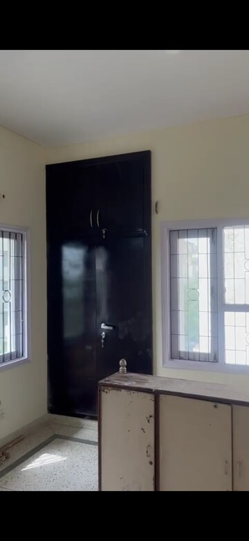 Room in 2 BHK Apartment at Gaur Atulyam, Omicron I Greater Noida – for Sale