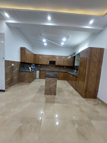 4 BHK Builder Floor For Sale in Green Fields Colony