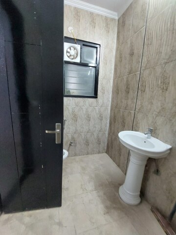 Bathroom in 4 BHK Builder Floor at Green Fields Colony – for Sale