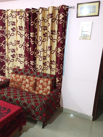 Furnished Amenities in 2 BHK Apartment at Bariatu – for Rent
