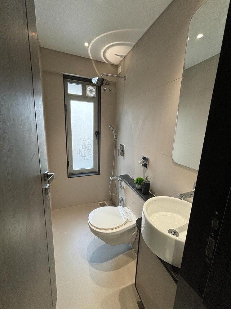 Bathroom, soni-tower-chs 2 Bedroom 640 Sq.Ft. Apartment In Borivali West Mumbai 7267053