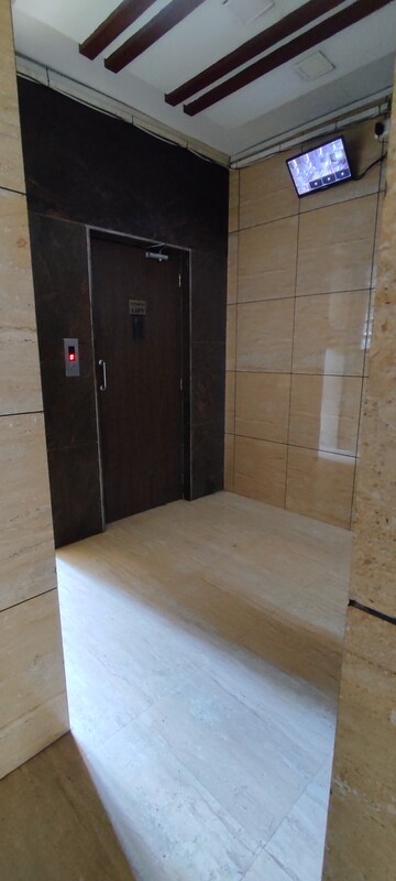 Lift in 1 BHK Apartment at Vallabh Residency, Bhayandar West – for Sale