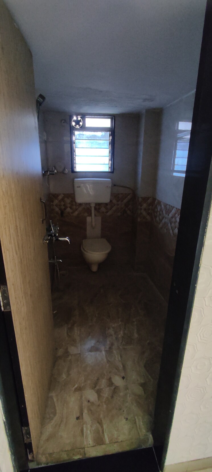 Bathroom, vallabh-residency 1 Bedroom 715 Sq.Ft. Apartment In Bhayandar West Thane 7267120