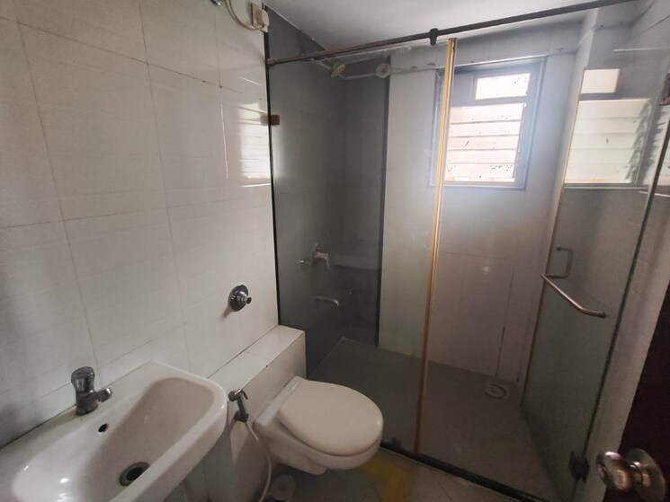 Bathroom, sanjona-abhilash 3 Bedroom 1105 Sq.Ft. Apartment In Chembur Mumbai 7267166