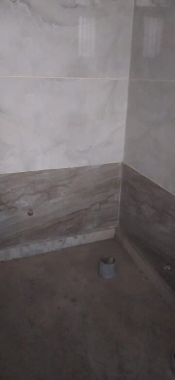 Room in 2 BHK Builder Floor at Pratap Vihar – for Sale