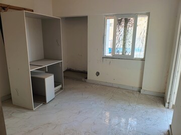 Room in 2 BHK Apartment at Earthcon Casa Grande II, Chi V Greater Noida – for Sale