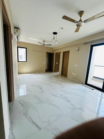 Room in 2 BHK Apartment at M3M Skywalk, Sector 74 – for Sale