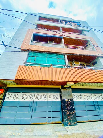 3 BHK Builder Floor – Exterior View View at Dwarka Mor - for Sale