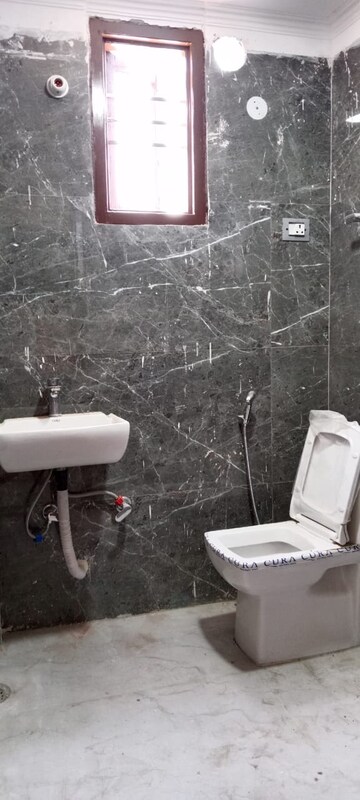 Bathroom in 1 BHK Builder Floor at Neb Sarai – for Sale