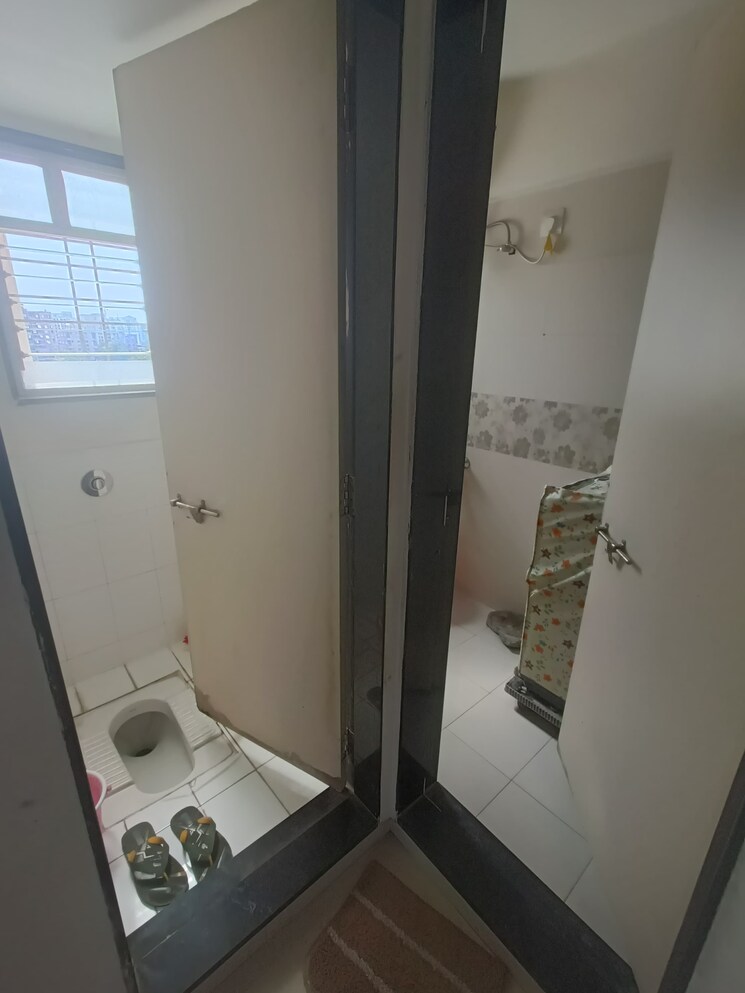 Bathroom, sancheti-dreamcastle 1 Bedroom 500 Sq.Ft. Apartment In Wakad Pune 7267875